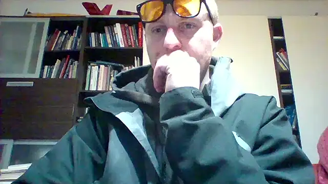 Matttthees online show from February 10, 1:04 am