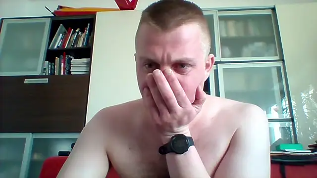 Snapshot of Matttthees chatting on March 10, 7:44 am Matttthees online show from March 10, 7:44 am