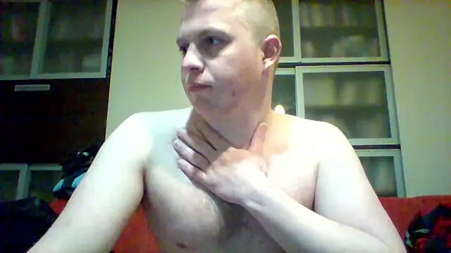 Snapshot of Matttthees chatting on March 17, 5:12 am Matttthees online show from March 17, 5:12 am