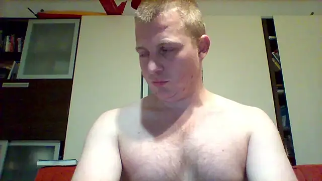 Snapshot of Matttthees chatting on October 17, 4:27 am Matttthees online show from October 17, 4:27 am