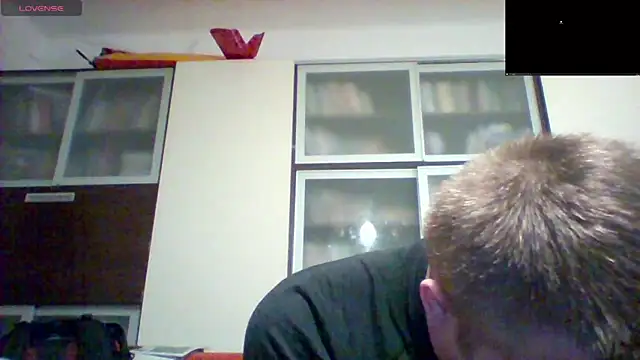 Snapshot of Matttthees chatting on February 22, 8:53 pm Matttthees online show from February 22, 8:53 pm