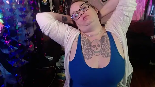 Snapshot of edgexchaos chatting on December 2, 1:13 pm edgexchaos online show from December 2, 1:13 pm