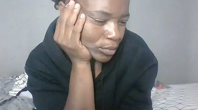 BeejayLoverxx online show from March 3, 3:49 am