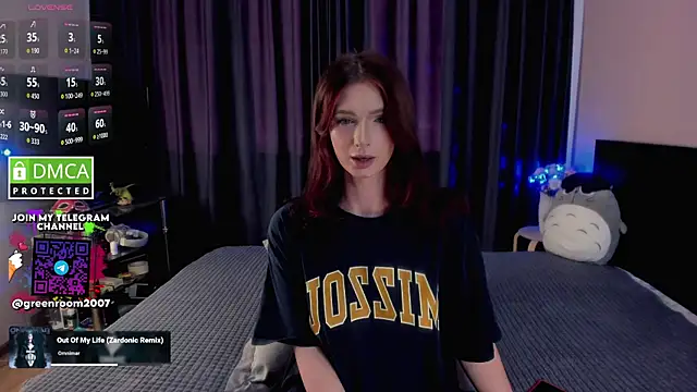 Snapshot of Lee_Loo chatting on August 5, 4:12 pm Lee Loo online show from August 5, 4:12 pm