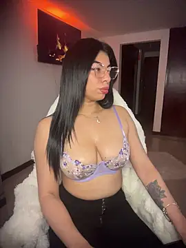 Miaparkerss  online show from March 1, 9:37 pm