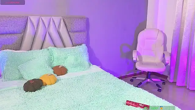 Miaparkerss  online show from January 31, 9:48 pm