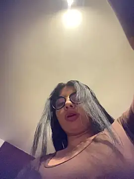 Miaparkerss  online show from October 27, 11:27 pm