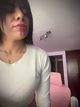 Miaparkerss  online show from March 17, 9:18 pm