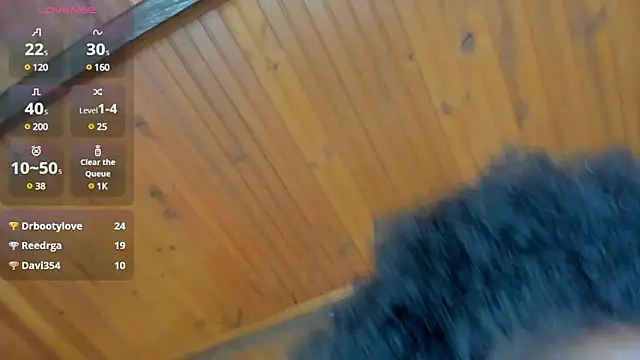 Snapshot of AlmaSean chatting on March 4, 11:11 pm AlmaSean online show from March 4, 11:11 pm