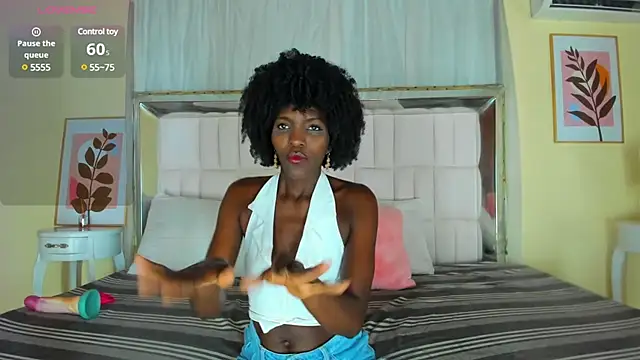 Snapshot of AlmaSean chatting on March 23, 12:36 am AlmaSean online show from March 23, 12:36 am