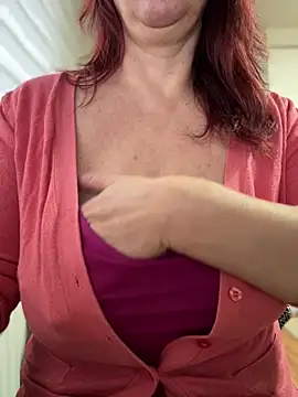 Snapshot of sweetmystery1 chatting on February 8, 12:25 pm sweetmystery1 online show from February 8, 12:25 pm