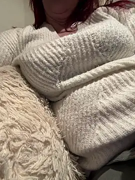 Snapshot of sweetmystery1 chatting on February 14, 8:42 pm sweetmystery1 online show from February 14, 8:42 pm