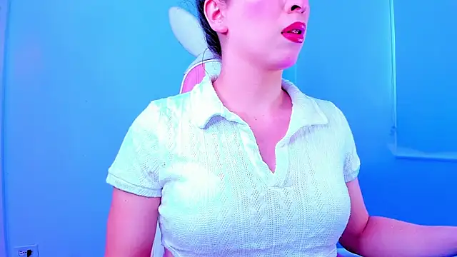 Ariana f online show from October 20, 8:20 pm