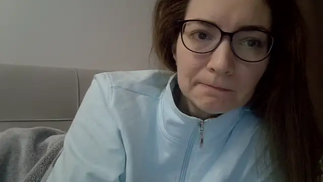 Ashleyspice online show from February 6, 6:42 am