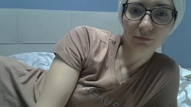 Ashleyspice online show from May 5, 6:16 am