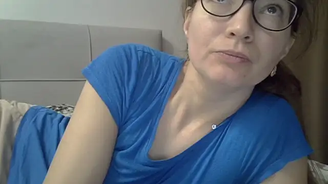 Snapshot of Ashleyspice chatting on November 6, 5:44 am Ashleyspice online show from November 6, 5:44 am