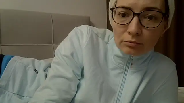 Ashleyspice online show from February 12, 9:53 am