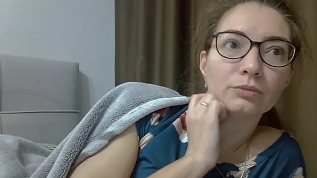 Snapshot of Ashleyspice chatting on December 5, 5:39 am Ashleyspice online show from December 5, 5:39 am