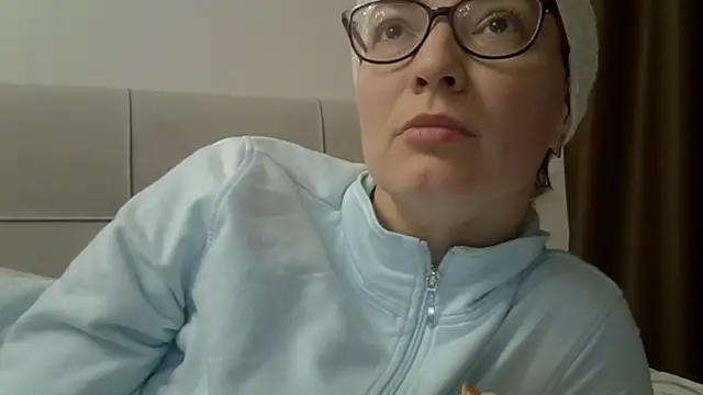 Ashleyspice online show from January 16, 8:29 am