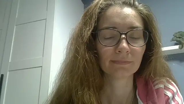 Snapshot of Ashleyspice chatting on June 17, 6:35 am Ashleyspice online show from June 17, 6:35 am