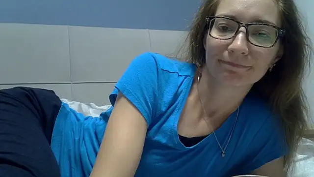 Snapshot of Ashleyspice chatting on July 7, 6:27 am Ashleyspice online show from July 7, 6:27 am