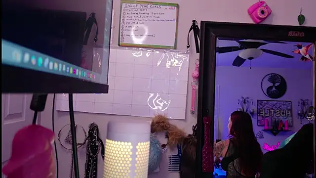 CharletteWebb online show from November 30, 2:01 am