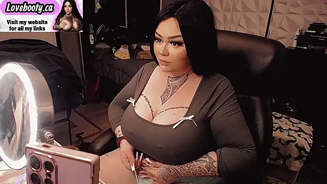 sheylagoddess11 online show from November 8, 8:07 am