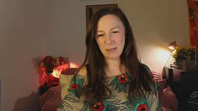 vanessawis  online show from March 31, 11:40 pm