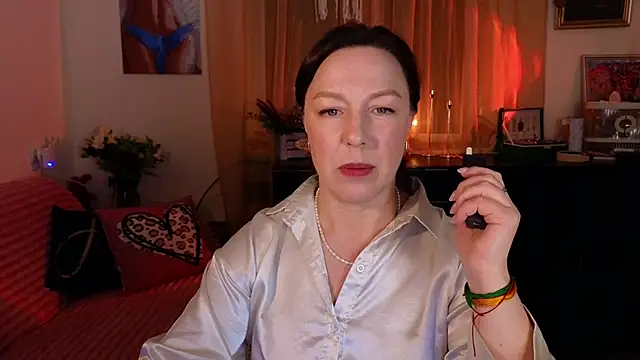 vanessawis  online show from February 26, 1:16 am