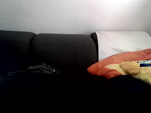 Snapshot of Cambitchboy chatting on June 18, 4:23 pm Cambitchboy online show from June 18, 4:23 pm