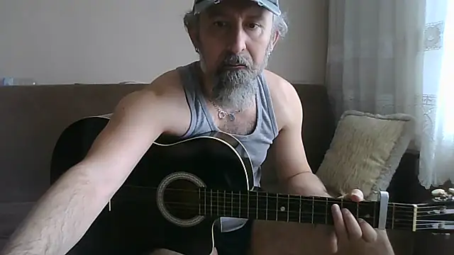 BuckWessle online show from May 26, 10:13 am