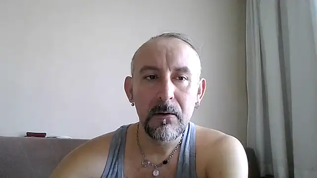 BuckWessle online show from November 15, 10:41 am