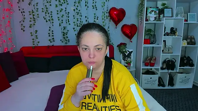 DarlingMilf online show from April 20, 6:20 pm