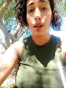 una elfa online show from February 10, 2:38 pm