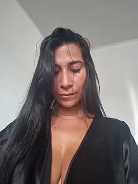 Snapshot of lady-rosse chatting on March 14, 9:00 pm lady-rosse online show from March 14, 9:00 pm