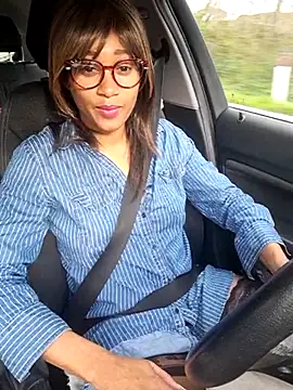 guardami1988 online show from November 19, 12:49 pm