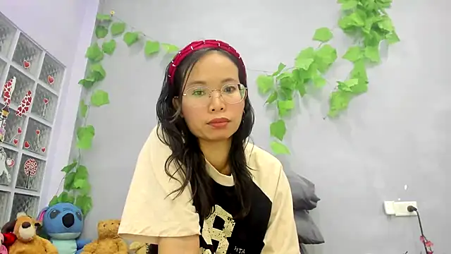 Snapshot of loveley_jenny chatting on July 4, 3:13 am loveley jenny online show from July 4, 3:13 am