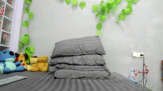 Snapshot of loveley_jenny chatting on June 12, 3:04 am loveley jenny online show from June 12, 3:04 am