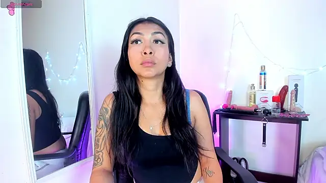 Snapshot of Tracy_lambo chatting on February 27, 1:06 am Tracy lambo online show from February 27, 1:06 am