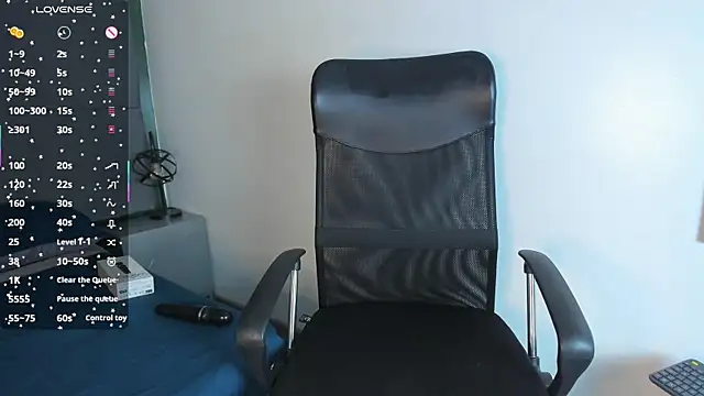 Snapshot of Tracy_lambo chatting on March 11, 8:41 am Tracy lambo online show from March 11, 8:41 am