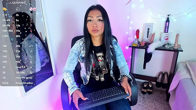 Snapshot of Tracy_lambo chatting on October 15, 12:31 am Tracy lambo online show from October 15, 12:31 am