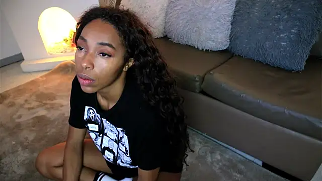 Valeriestyle online show from April 6, 4:19 am