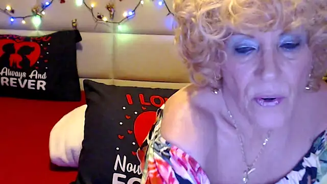 HappyWomanOn online show from March 11, 9:03 am