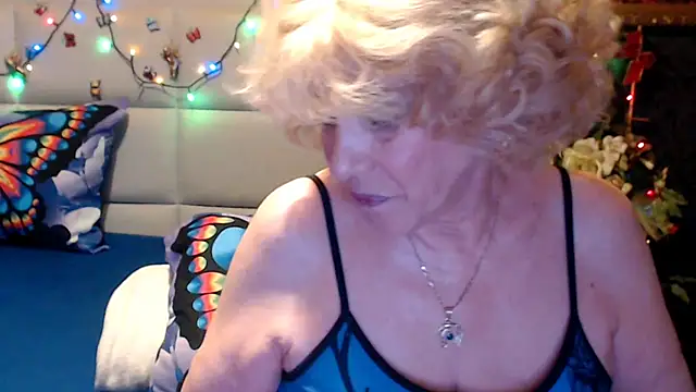 HappyWomanOn online show from May 3, 9:58 am