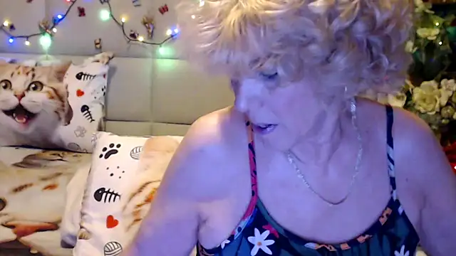 HappyWomanOn online show from March 24, 10:26 am