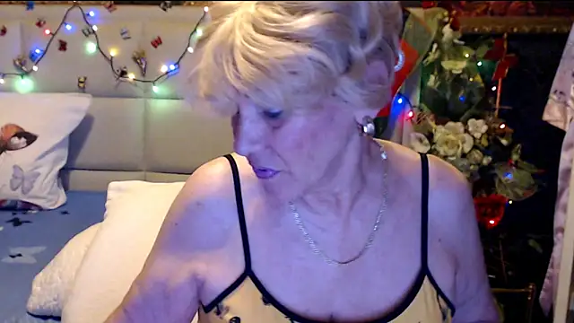 HappyWomanOn online show from December 3, 7:41 am