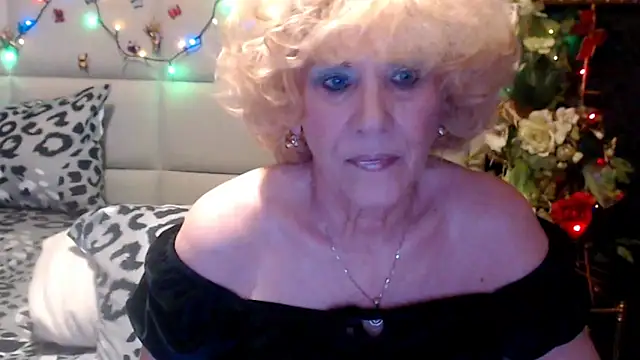 HappyWomanOn online show from April 23, 8:32 am