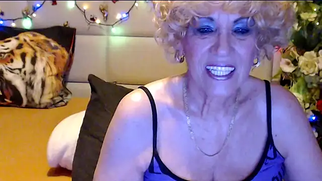 HappyWomanOn online show from February 13, 9:42 am