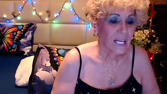 HappyWomanOn online show from November 4, 7:17 pm