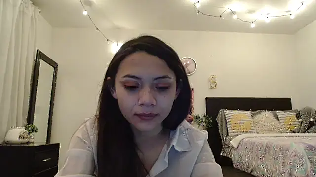 Snapshot of Pinkye_skarlet chatting on February 14, 5:30 am Pinkye skarlet online show from February 14, 5:30 am